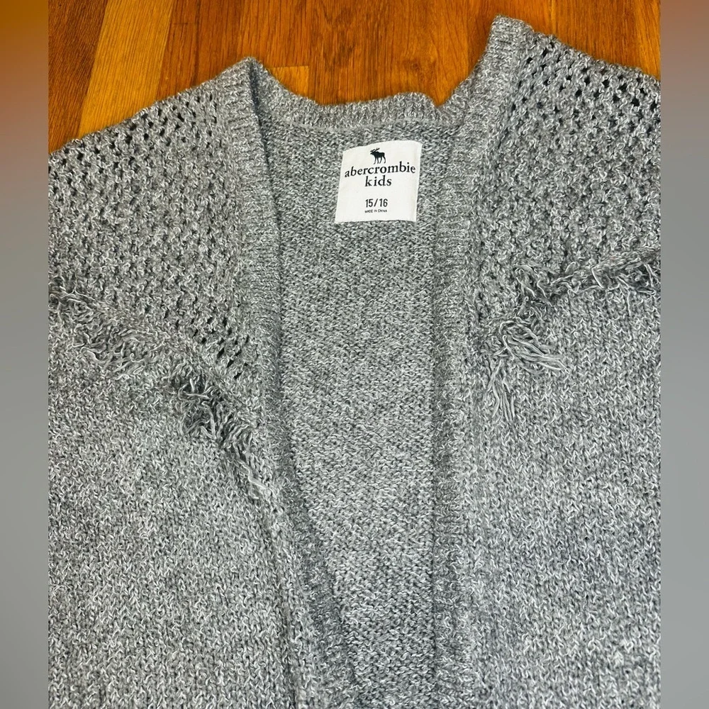 Abercrombie Kids Gray Knit Open Front Cardigan Sweater | Size 15/16
